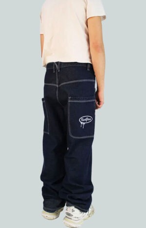 Pantalones baggy North Point Classic Tag de estilo urban streetwear con inspiración skate hip hop y estética alternativa