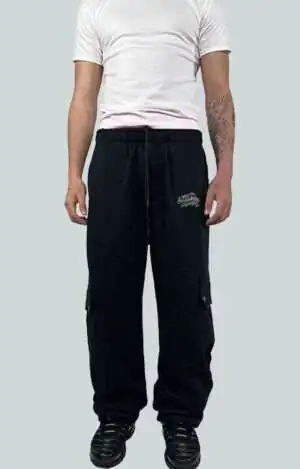 Pantalones cargo plush North Point Gothic Onda de estilo urban streetwear con tejido fleece suave y estética skate hip hop
