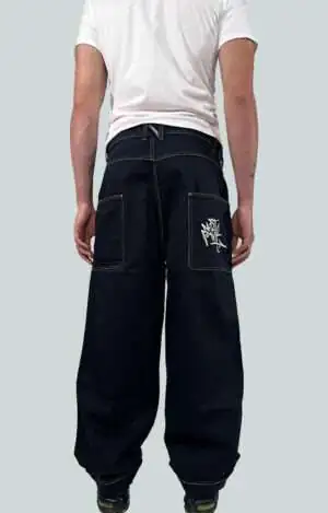 Pantalones baggy North Point Harlem Black de estilo urban streetwear con inspiración skate hip hop y estética alternativa