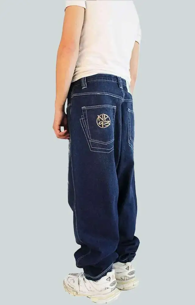 Pantalones baggy North Point Signature de estilo urban streetwear con inspiración skate hip hop y estética alternativa