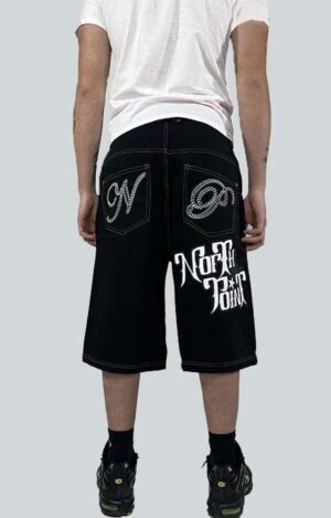 North Point Apolo baggy shorts urban streetwear de alto gramaje con estética graffiti skate hip hop y estilo alternativo