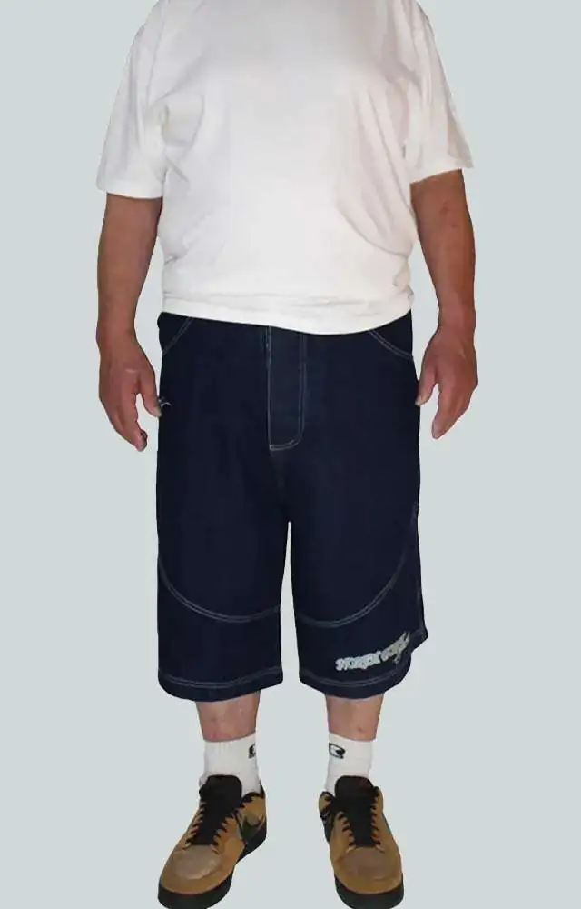 North Point Curve baggy shorts urban streetwear de alto gramaje con estética graffiti skate hip hop y estilo alternativo