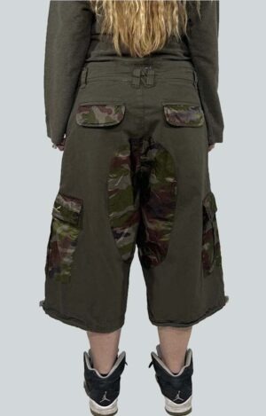 North Point Desarmy baggy shorts urban streetwear de alto gramaje con estética graffiti skate hip hop y estilo alternativo