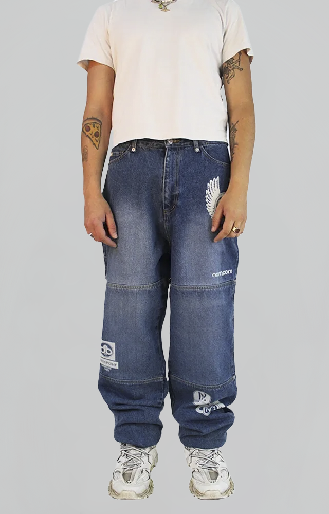 Pantalones baggy North Point Apolo de estilo urban streetwear con inspiración skate hip hop y estética alternativa
