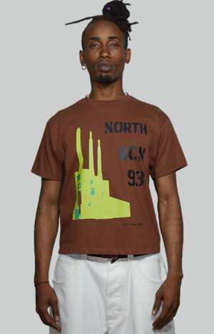 Camiseta North Point inspirada en las Tres Chimeneas de Sant Adrià de Besòs, streetwear Barcelona