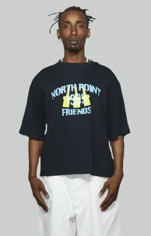 Camiseta North Point inspirada en las Tres Chimeneas de Sant Adrià de Besòs, streetwear Barcelona